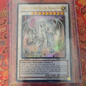 Yu Gi Oh TCG Azure-Eyes Silver Dragon 1st Edition